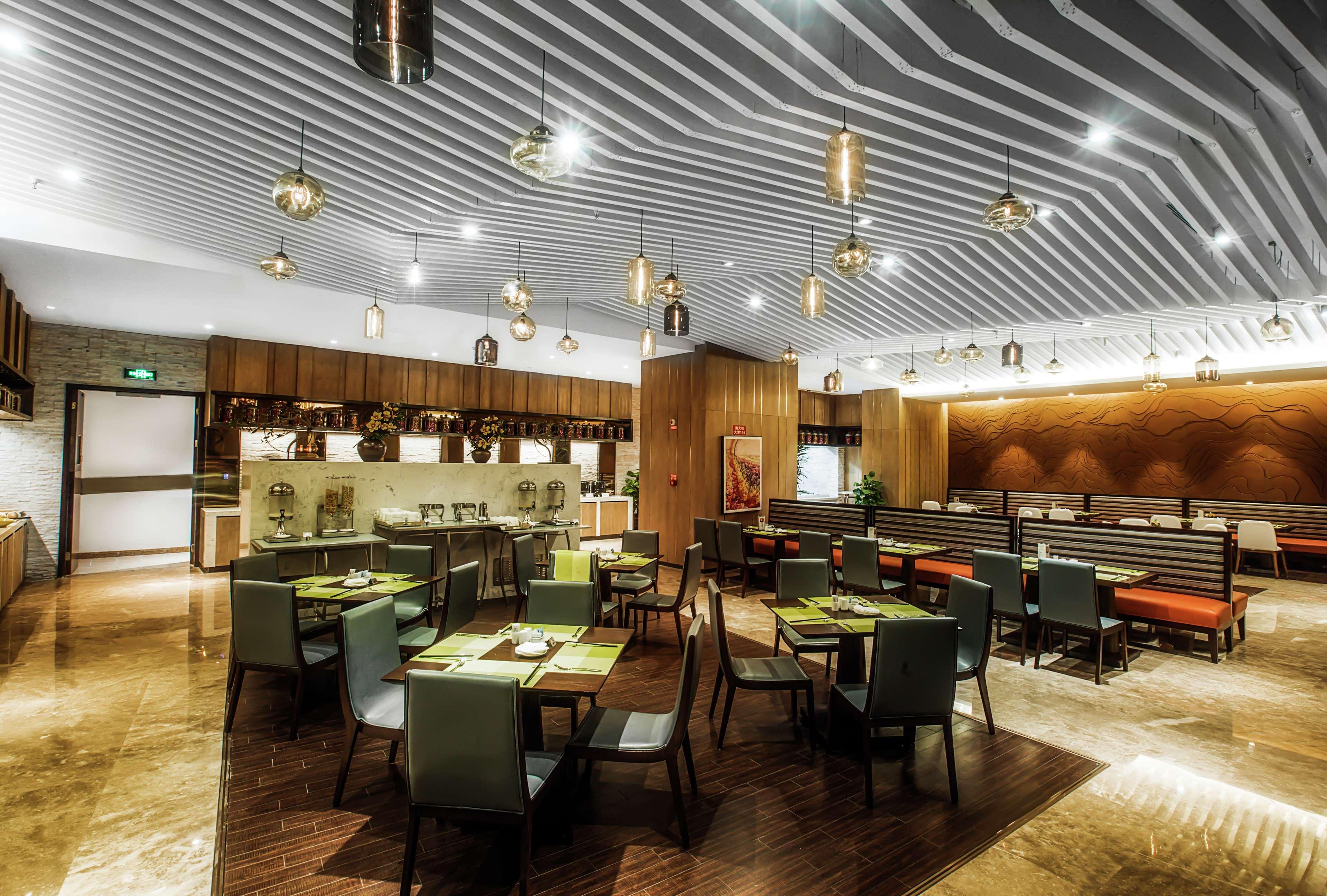 Hilton Garden Inn Guiyang Yunyan Exterior foto